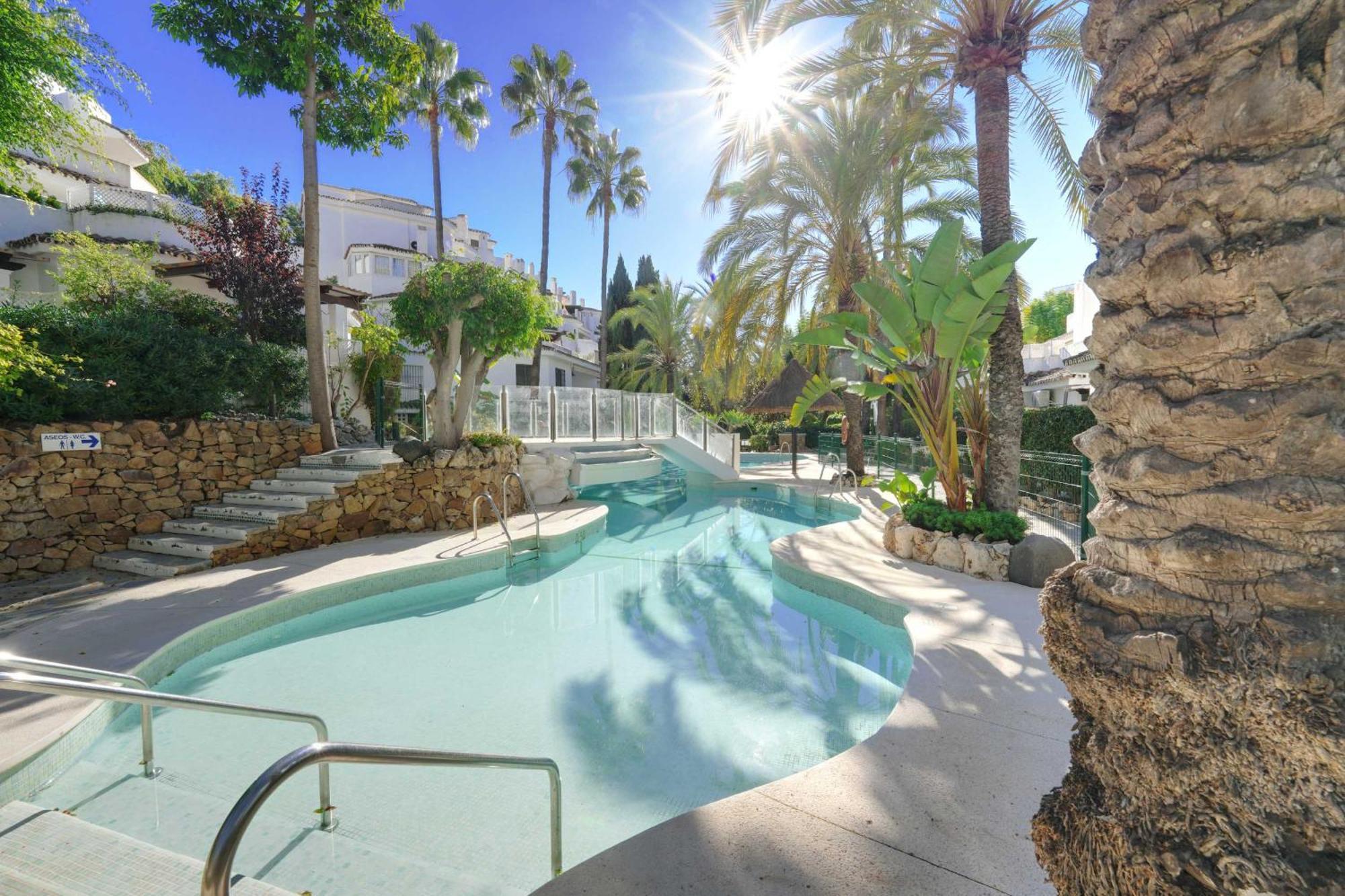 1104 First Line Beach Apartment Golden Beach Pool Marbella Exterior photo