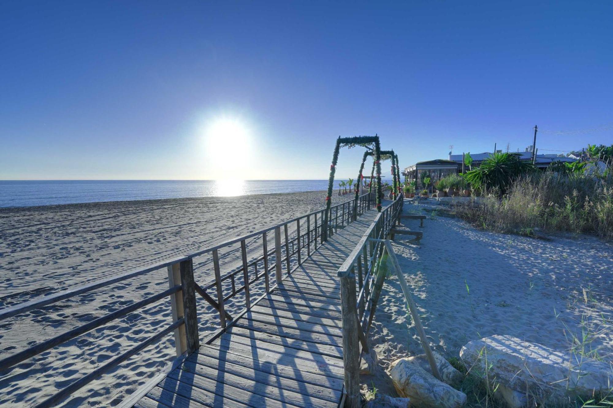 1104 First Line Beach Apartment Golden Beach Pool Marbella Exterior photo