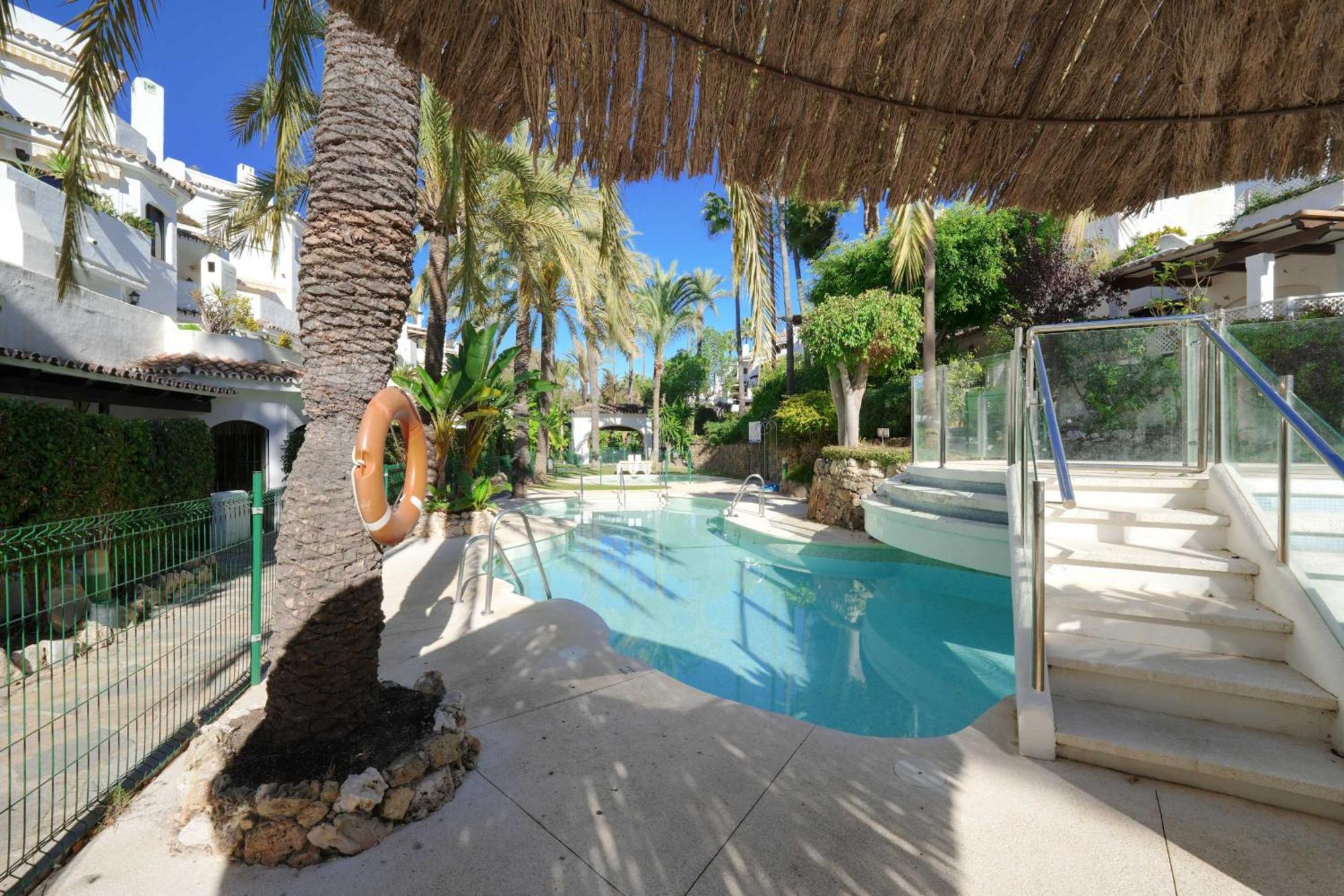 1104 First Line Beach Apartment Golden Beach Pool Marbella Exterior photo