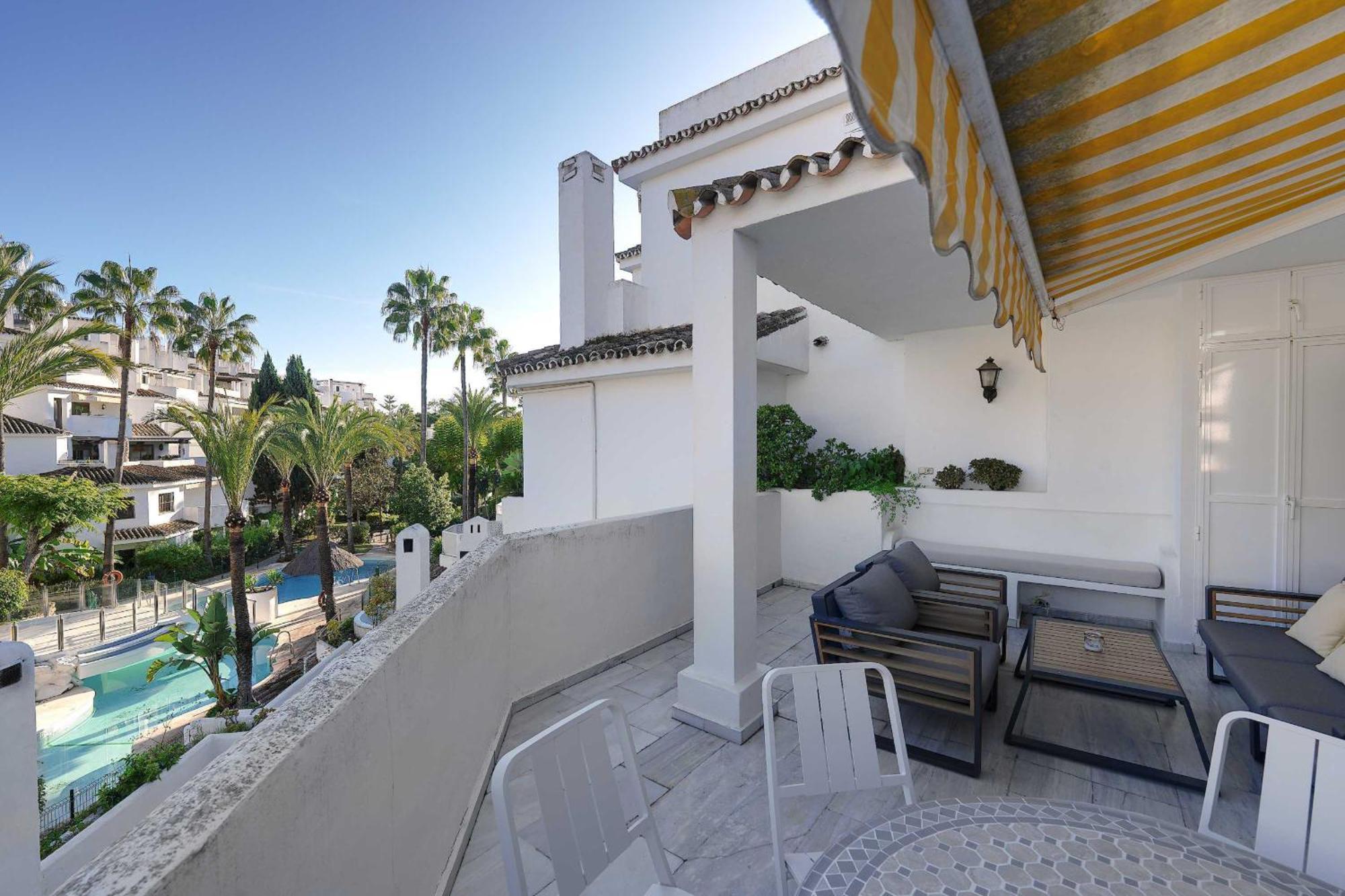 1104 First Line Beach Apartment Golden Beach Pool Marbella Exterior photo