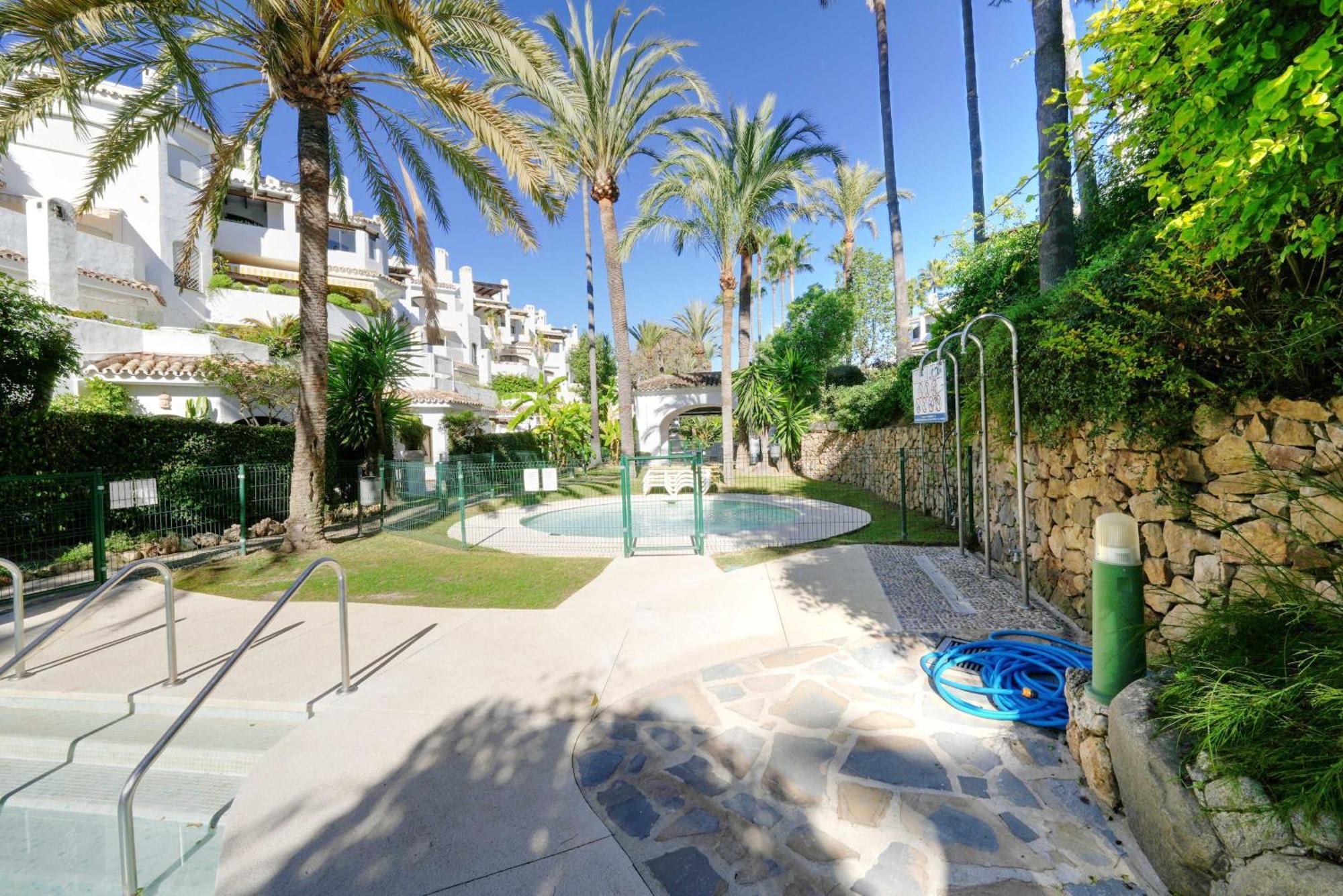 1104 First Line Beach Apartment Golden Beach Pool Marbella Exterior photo