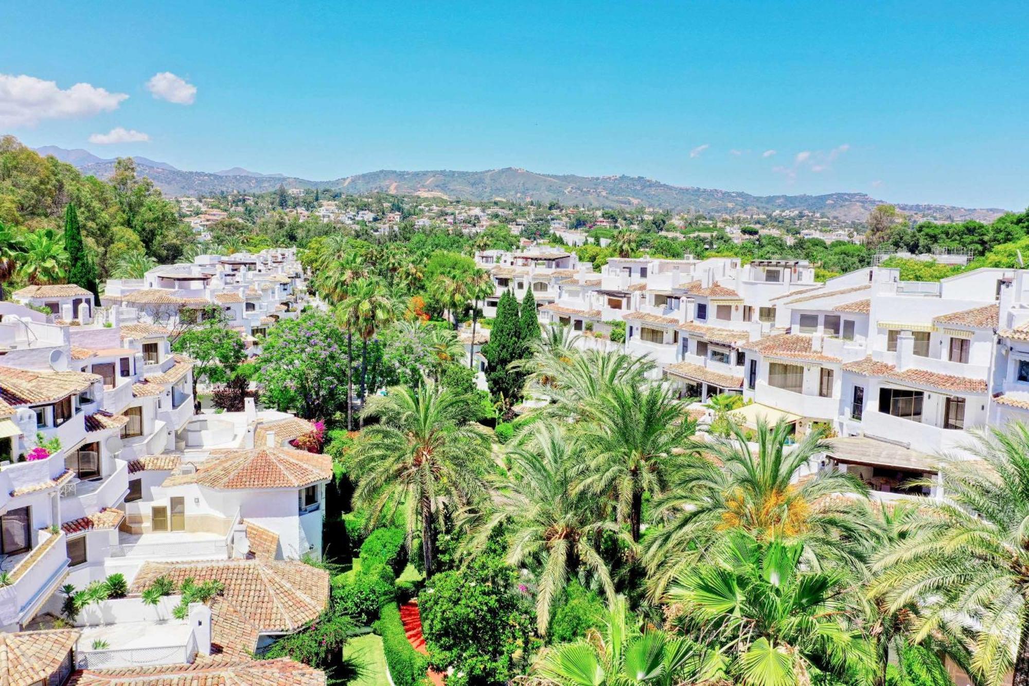 1104 First Line Beach Apartment Golden Beach Pool Marbella Exterior photo